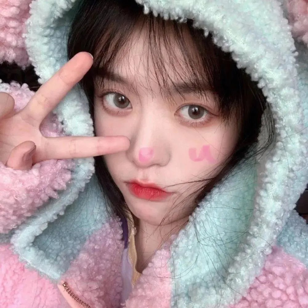 绯红$愉欢$步步引诱