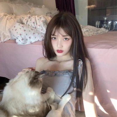 我在等月光落在我身上